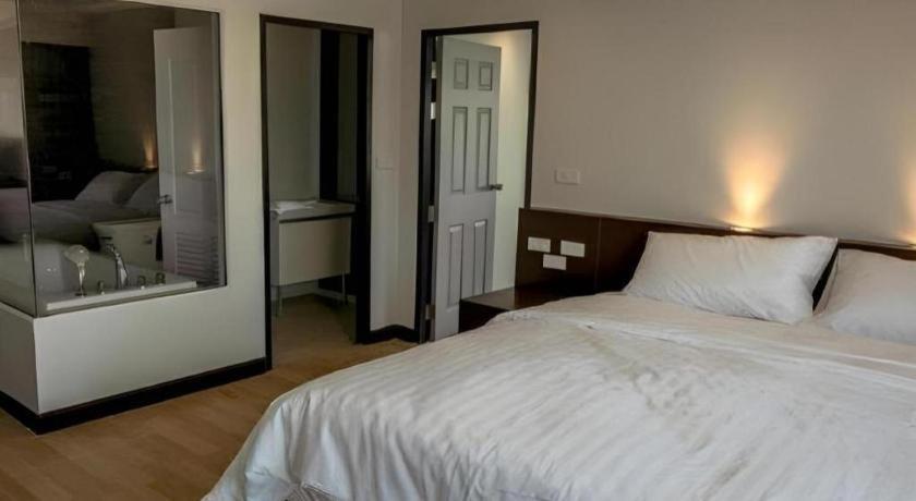 Eurotel Hotel Kanchanaburi Dış mekan fotoğraf
